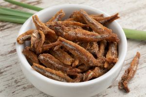 [KUIS] Ikan teri bikin panjang umur? Coba uji pengetahuanmu tentang superfood ini, yuk