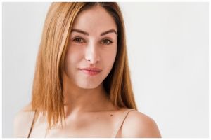 [KUIS] Pacar kamu nggak suka pakai makeup? Ketahui 5 kepribadiannya di sini yuk!