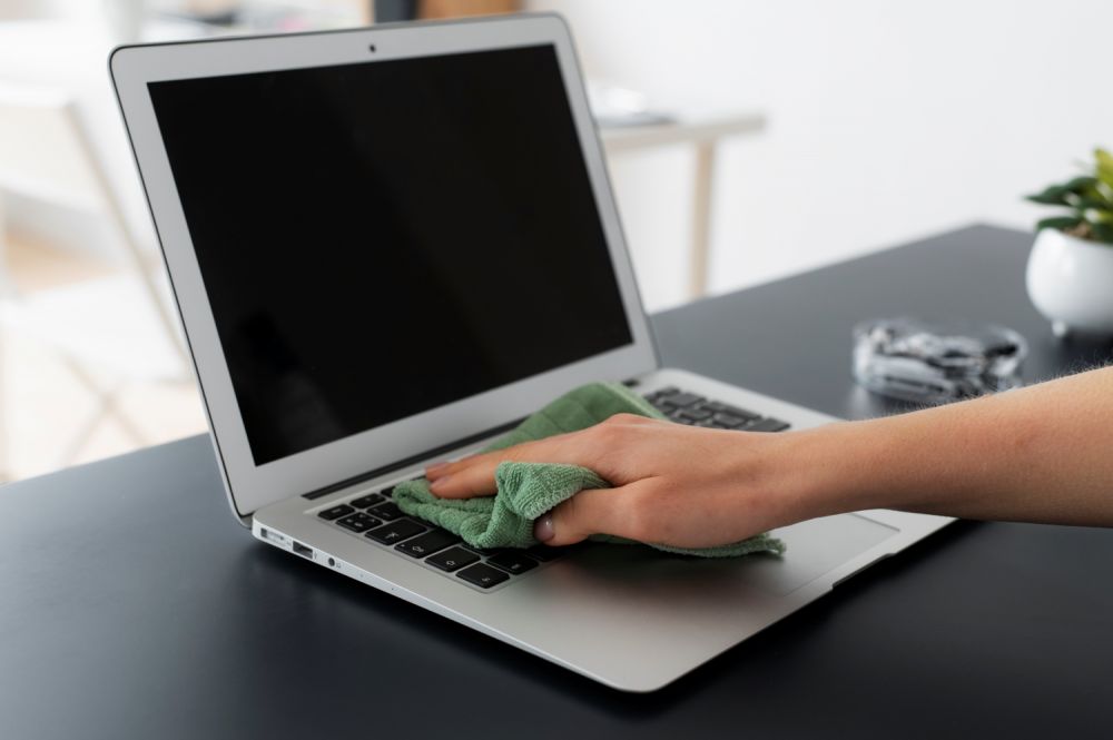 Begini 4 Cara strongmerawat MacBook/strong agar bisa bertahan lebih lama