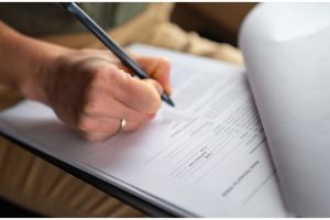 20 Contoh soal pilihan ganda teks anekdot singkat beserta kunci jawabannya