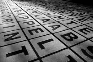 Macam-macam majas: Memahami keindahan bahasa dalam sastra