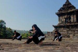 Mengupas tuntas macam-macam pola langkah dalam pencak silat