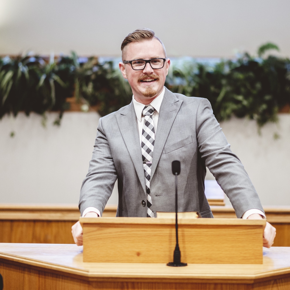 10 Contoh teks anekdot tentang politik, lengkap dengan struktur dan analisisnya