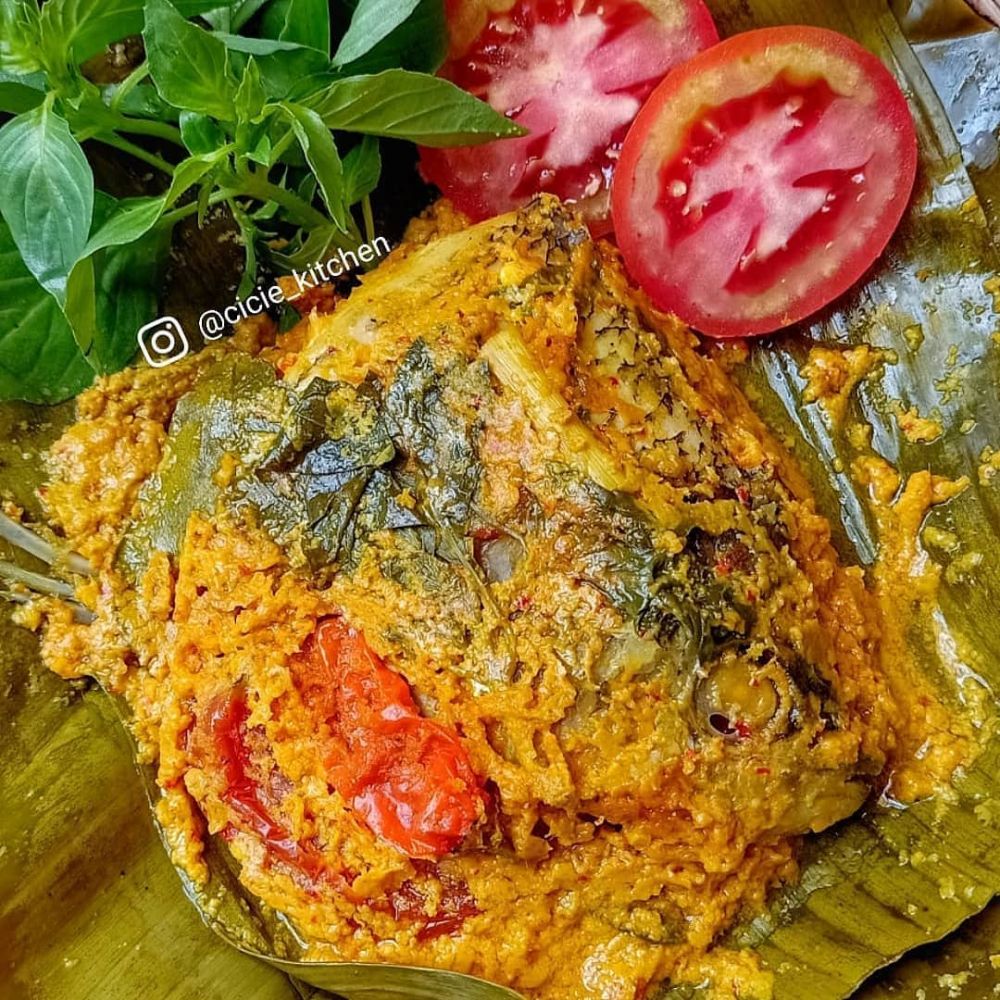 11 Masakan rumahan pepes ikan pedas, bikin nagih dan gurihnya nendang