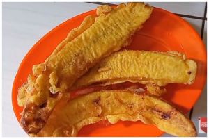 Bukan pakai baking soda, ini trik jitu bikin pisang goreng tanduk renyah seharian, mudah dan praktis
