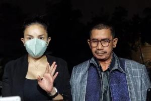 Terungkap alasan Nikita Mirzani sering pakai masker, hidungnya kena tonjok Lolly