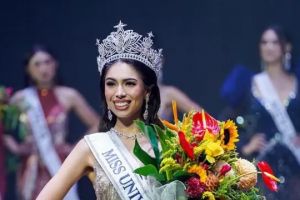 7 Pesona Clara Shafira, Miss Universe Indonesia 2024