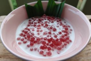 Contoh teks laporan hasil observasi tentang makanan tradisional: Keberagaman cita rasa nusantara