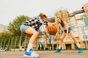 Mengenal macam-macam passing dalam bola basket dan tekniknya yang efektif