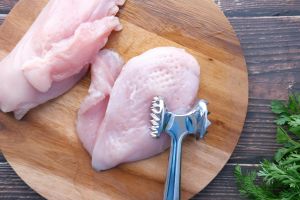 Cara merebus ayam potong agar lemak hilang dan bebas kolesterol dengan 1 bahan dapur