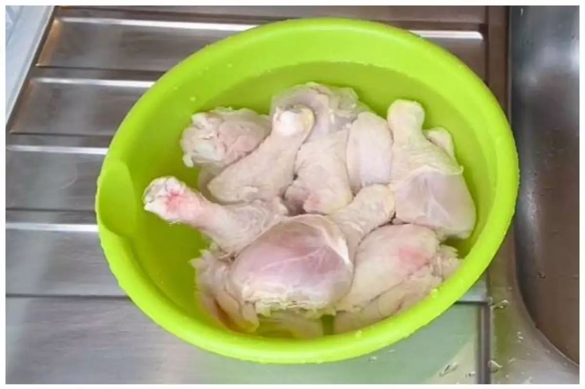 Effective way to remove the fishy smell of chicken with one kitchen