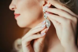 8 Tafsir mimpi menemukan berlian, jadi tanda keberuntungan dan kekayaan