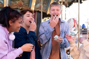 5 Contoh teks anekdot sindiran singkat, lucu tapi membekas