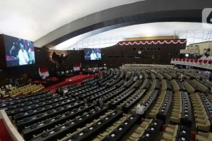 Intip  daftar lengkap artis yang dilantik jadi anggota DPR, dari PAN paling banyak 