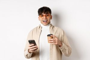 5 Contoh teks anekdot bahasa inggris dalam berbagai tema, dilengkapi terjemahannya