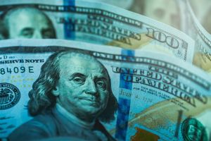 4 Macam-macam motif ekonomi, lengkap dengan penjelasan dan contohnya