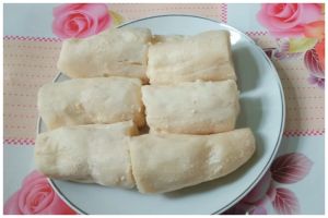 Tanpa dikemas daun pisang, begini cara membuat tape singkong yang manis dan lembut