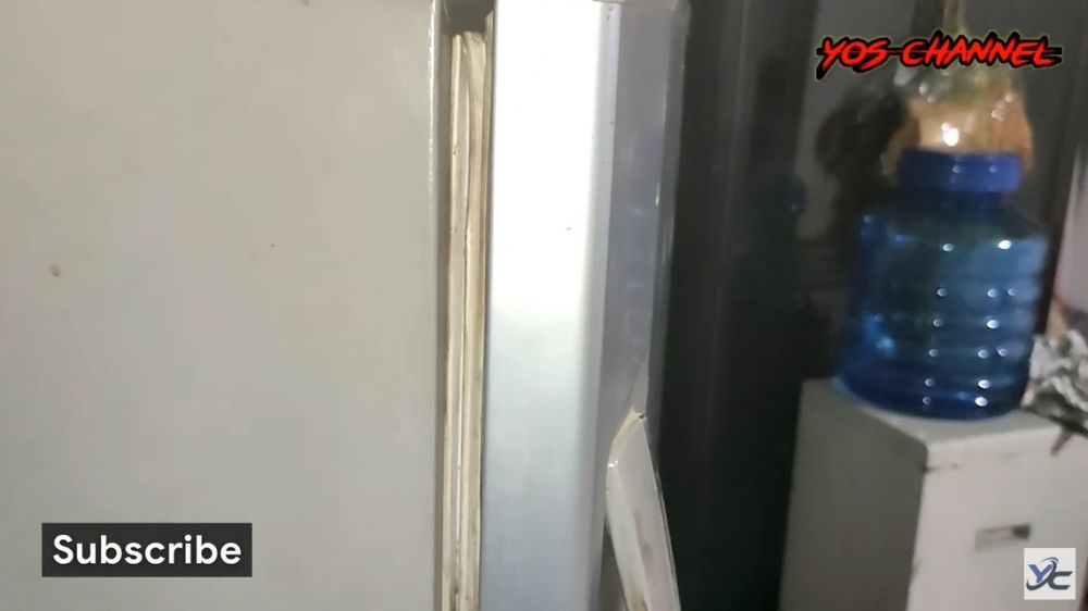 Cara mudah melunakkan karet kulkas yang kaku tanpa dilepas atau pakai air panas