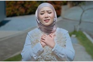 Lirik lagu Basarah Ka Garih Tangan oleh Fauzana