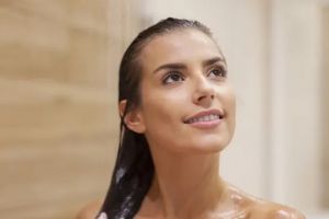 9 Tafsir mimpi keramas dengan sampo, pertanda perubahan