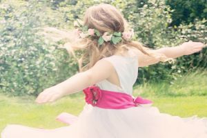 Empat macam gerakan berputar dalam tarian yang memukau