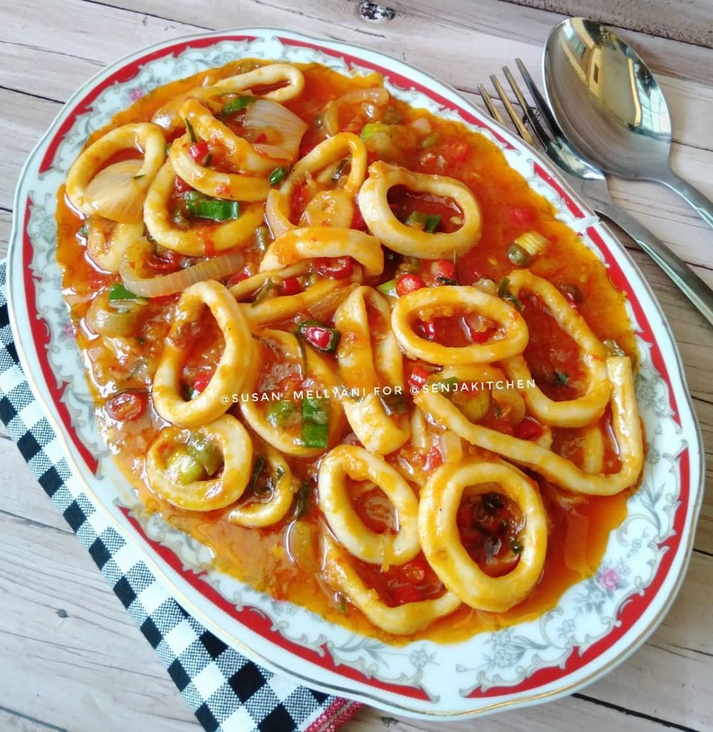 Masak apa hari ini untuk suami? Berikut 11 resep cumi bumbu pedas yang lezat dan bikin tambah nasi