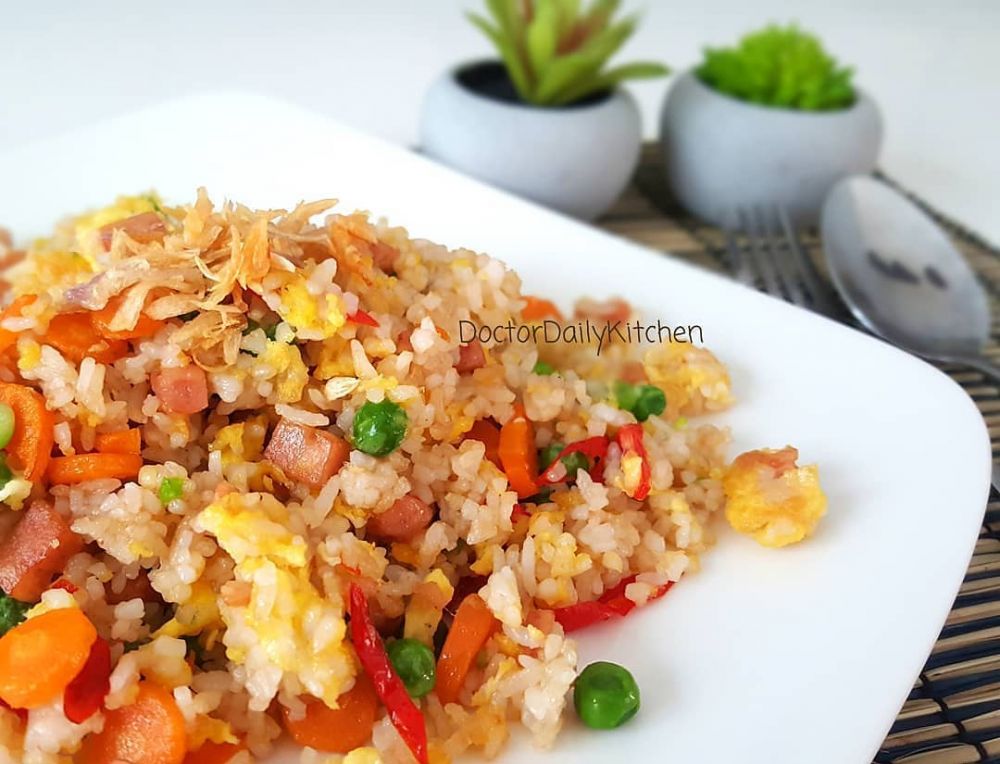 Masak apa hari ini yang enak dan mudah? Berikut 11 resep olahan serba kornet, menggugah selera