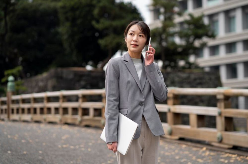 Karyawan yang suka ke kantor pakai hoodie atau dress ternyata menunjukkan kepribadian, ini 5 maknanya