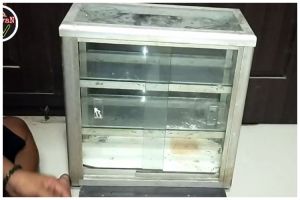 Trik mudah bersihkan etalase makanan menjadi kinclong seperti baru, pakai bahan sederhana