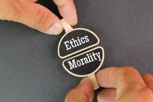 5 Contoh teks anekdot yang mengandung nilai moral, lengkap dengan pengertian dan formatnya