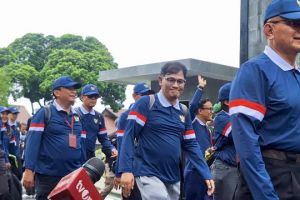 Kabinet Merah Putih kenakan seragam safari khas Prabowo Subianto saat retreat, ini alasan di baliknya