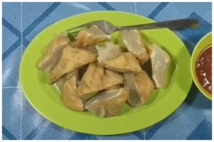 Cara membuat isian tahu bakso tanpa daging, rasanya gurih dan hasilnya tak keras