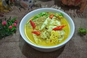7 Makanan berkuah rendah kalori, serba pedas dan menggugah selera