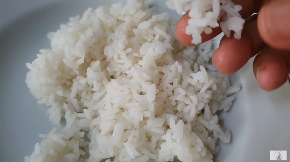 Cara masak beras pera agar pulen dan lembut dengan dua bahan dapur