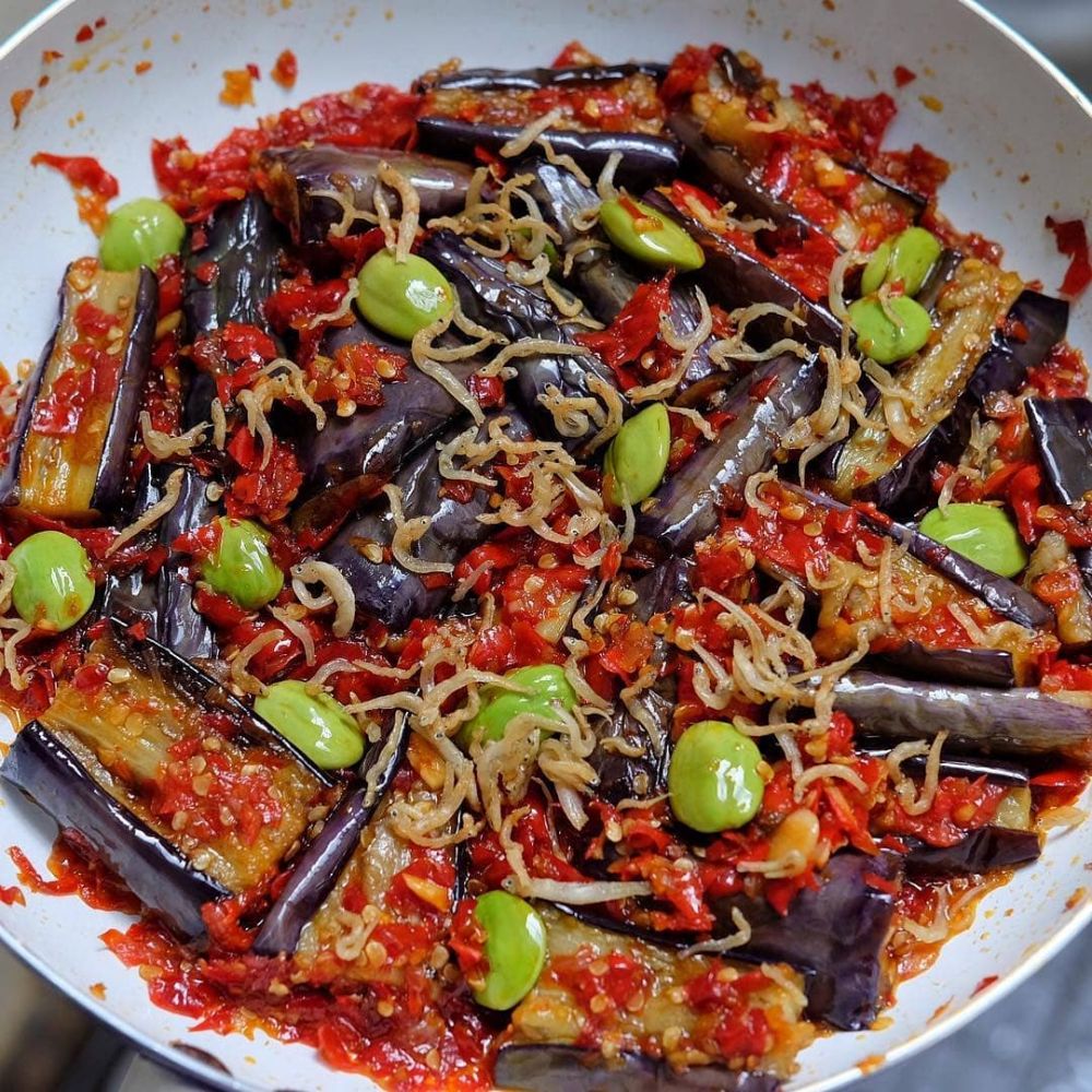 11 Resep masakan rumahan serba terong ini praktis, enak, dan bikin nagih