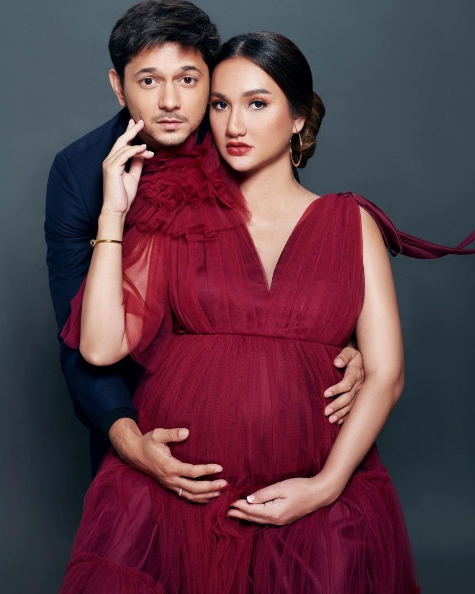 Andrew Andika ungkap berat bercerai dari Tengku Dewi, pengorbanan sang istri ini jadi alasannya