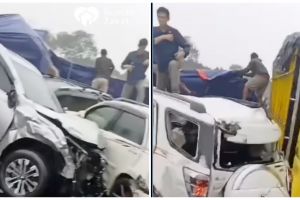 Kronologi kecelakaan beruntun di Tol Cipularang Km 94