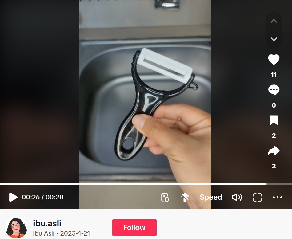 Bisa bikin tajam, ini trik bersihkan peeler buah dekil dan berkerak agar lebih mudah dipakai lagi