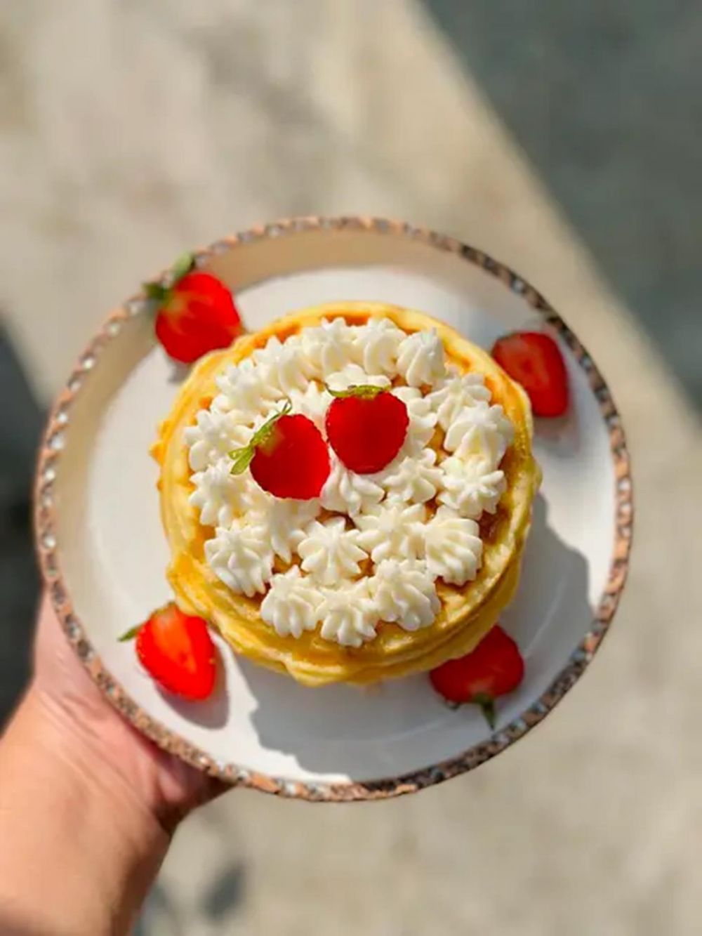 11 Resep masakan cemilan rumahan dari olahan strawberry, manis, lezat, dan bikin ketagihan