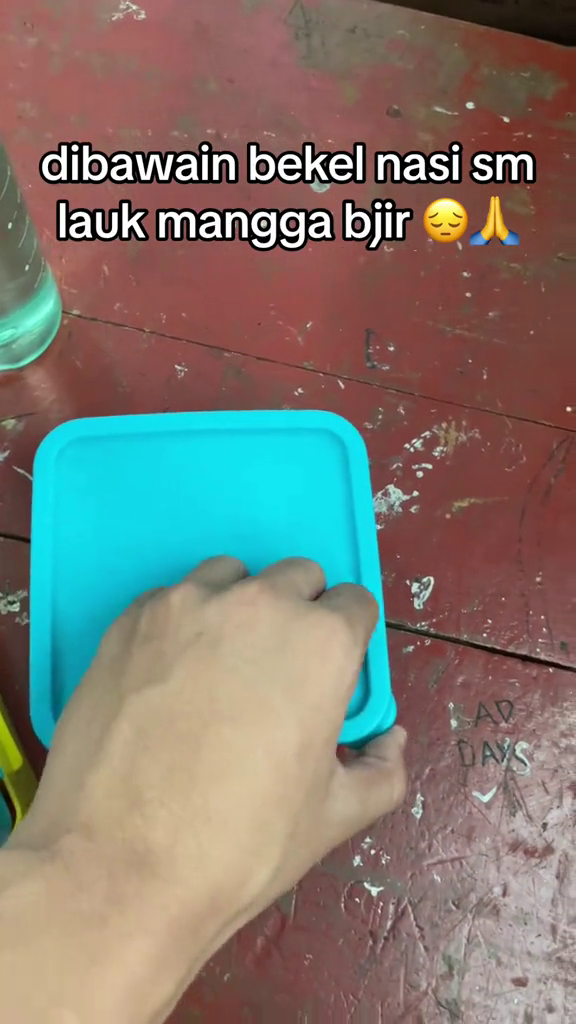 Isinya tak terduga, momen warganet unboxing bekal makan dari ibu ini malah bikin geleng-geleng kepala