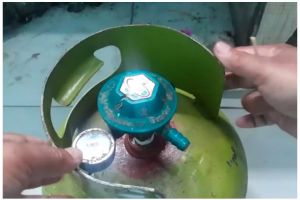 Trik mudah memperbaiki regulator gas mampet dengan satu alat saja, tak usah ganti baru
