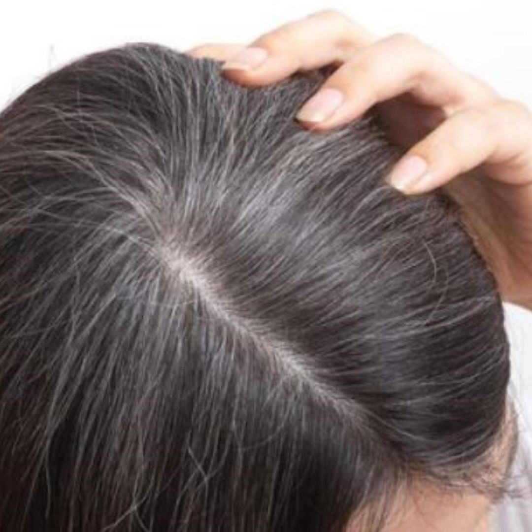 Trik menghitamkan rambut beruban tanpa semir dan urang-aring, andalkan 1 jenis minuman