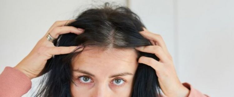 Cara cegah tumbuhnya uban prematur pakai 1 produk bayi, ampuh bikin rambut hitam merata tanpa semir