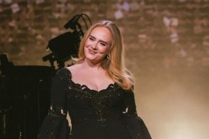 Lirik lagu Someone Like You dinyanyikan oleh Adele beserta maknanya