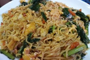 11 Resep mie nyemek pedas yang menggugah selera dan gampang dibuat