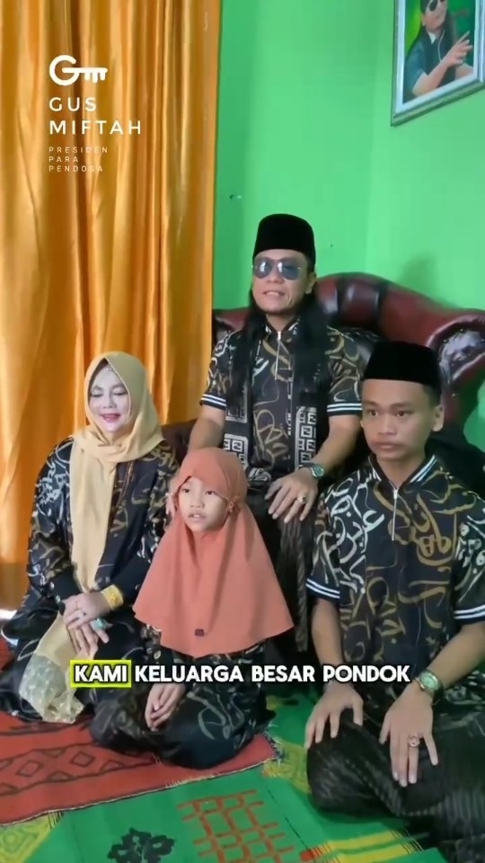 Gus Miftah dikecam usai hina pedagang es teh di tengah kajiannya, ini 6 kontroversi sang pendakwah