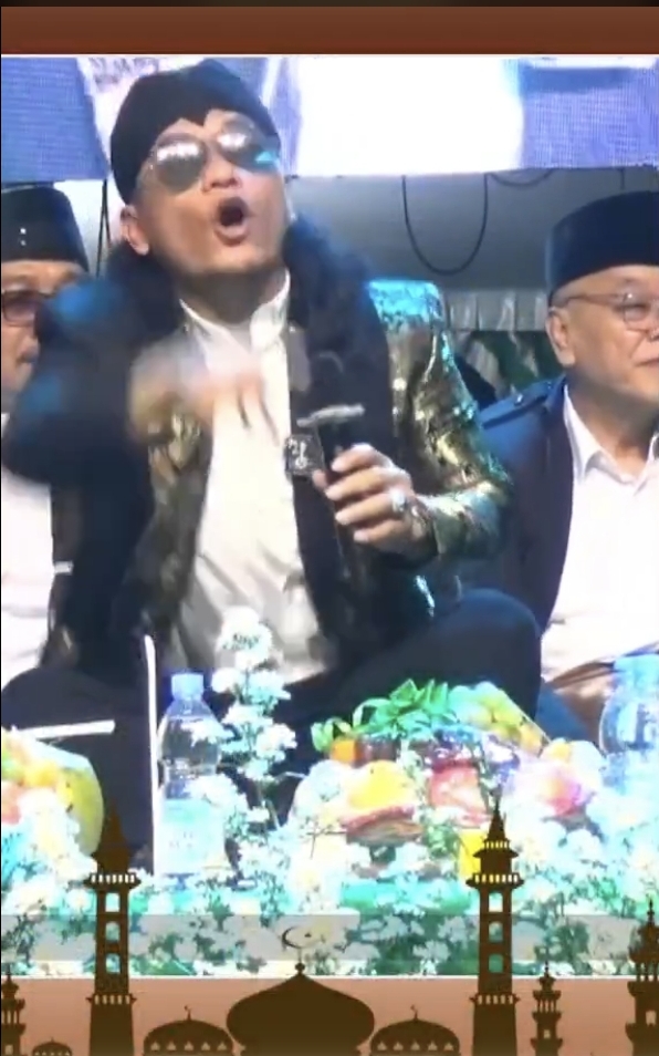 Gus Miftah dikecam usai hina pedagang es teh di tengah kajiannya, ini 6 kontroversi sang pendakwah