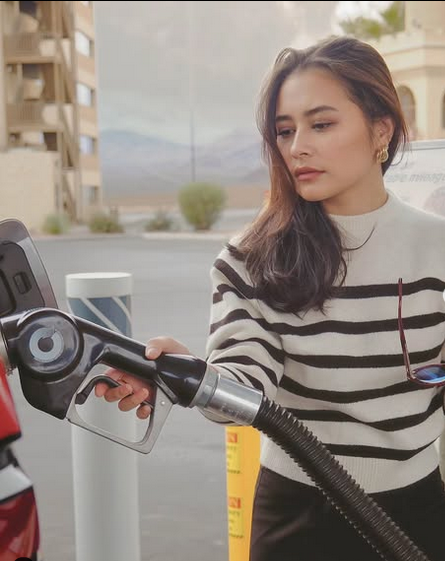 Tarif endorse 7 seleb ini lebih dari Rp 100 juta, Jennifer Coppen sekali endorse setara rumah subsidi