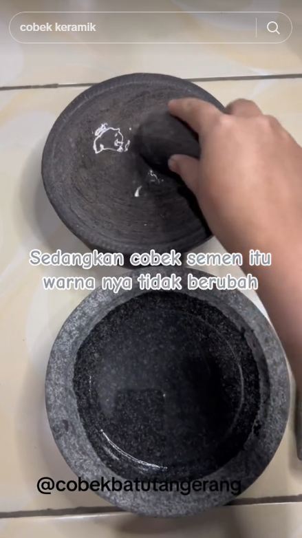 Emak-emak harus tahu, ini trik gampang bedakan cobek batu asli dan palsu cuma dengan lakukan hal ini