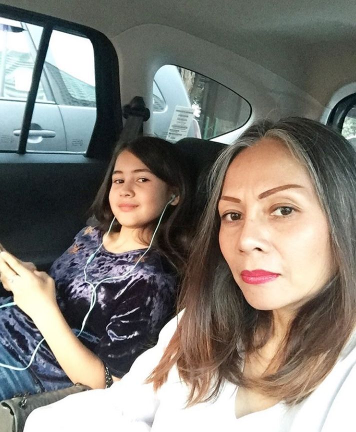 Kecewa sikap anak, ibu Sandrinna Michelle beri tantangan usai sang artis pilih hengkang dari rumah